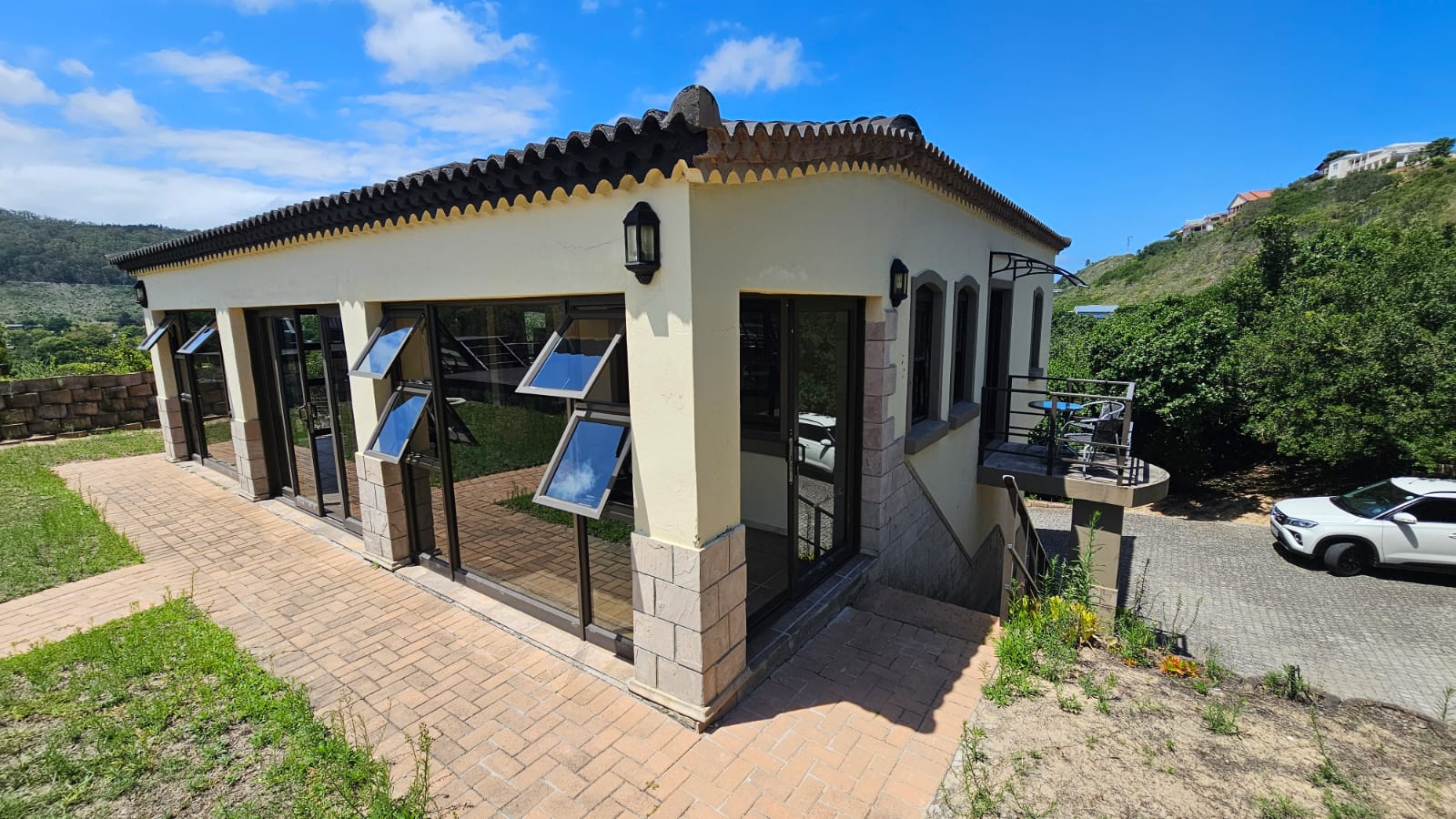 1 Bedroom Property for Sale in The Village Western Cape